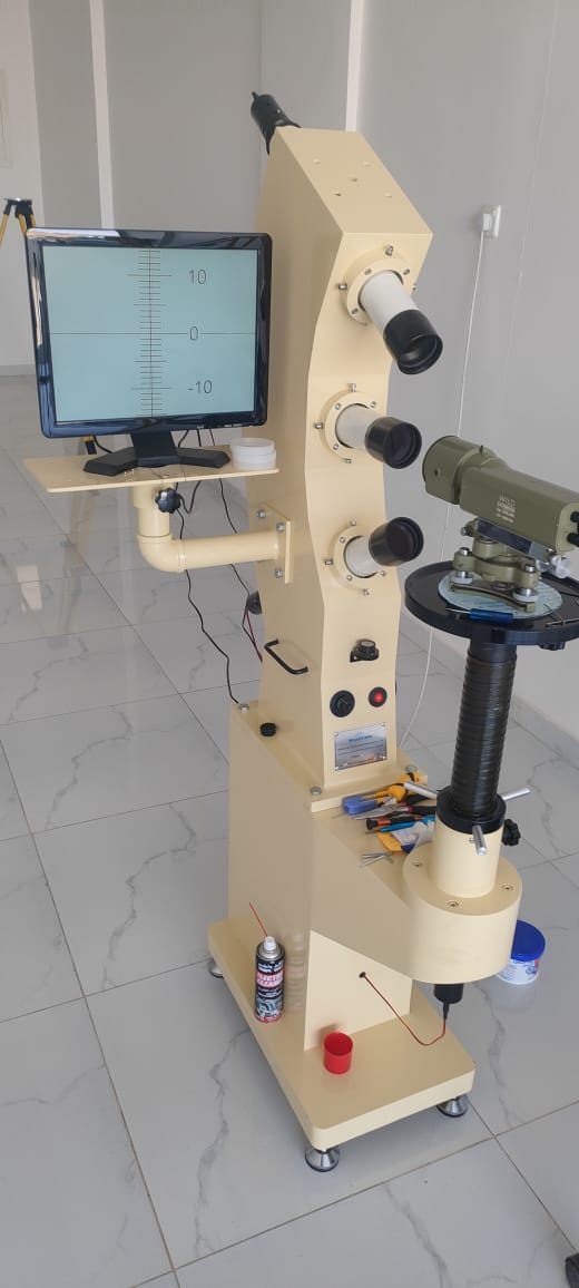 Level Calibration Stand